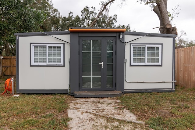 view of outdoor structure featuring a yard