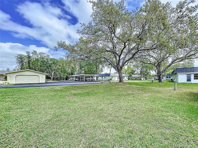11920 Boynton Ln Unit 11920, New Port Richey, FL 34654 - view of yard with aphalt driveway