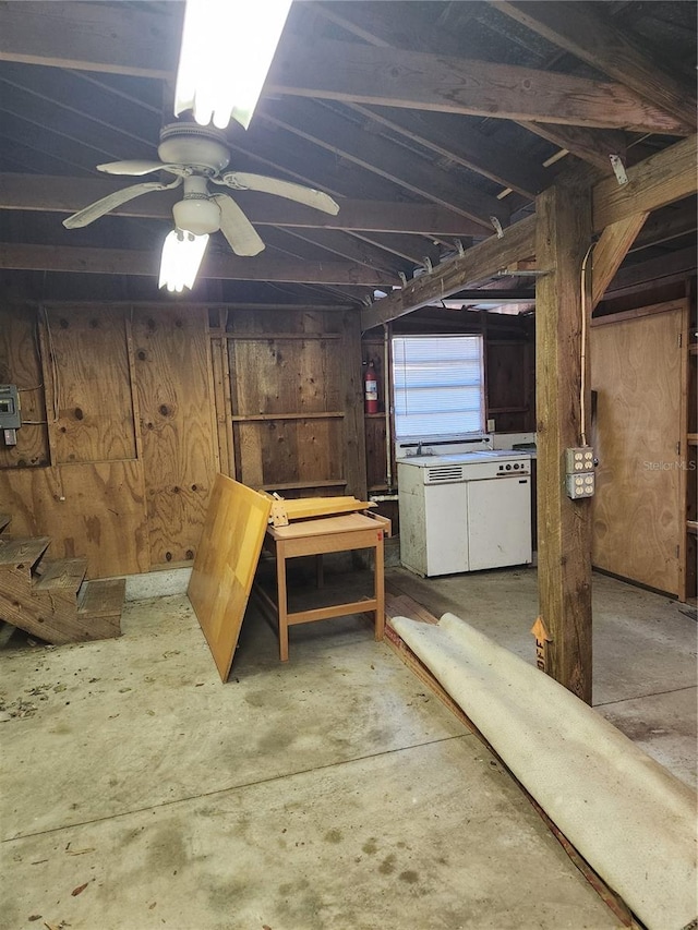 basement featuring ceiling fan