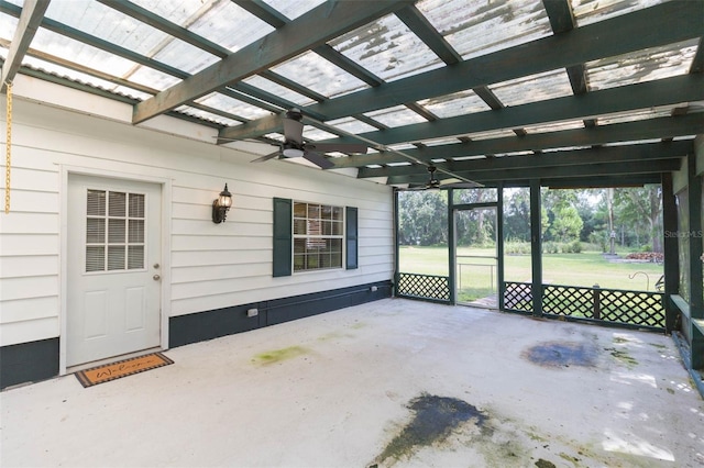 view of unfurnished sunroom