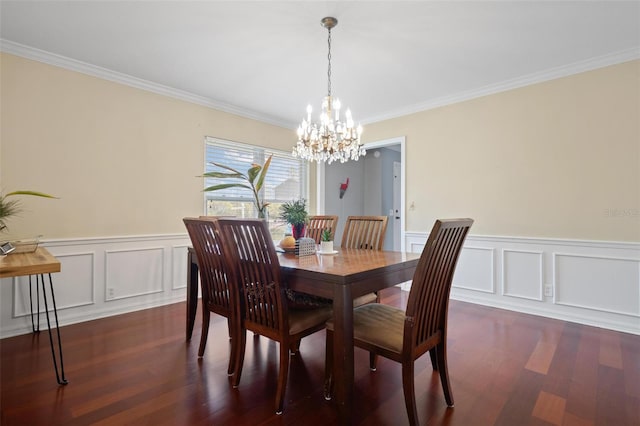 dining space with crown molding, a notable chandelier, and dark hardwood / wood-style flooring