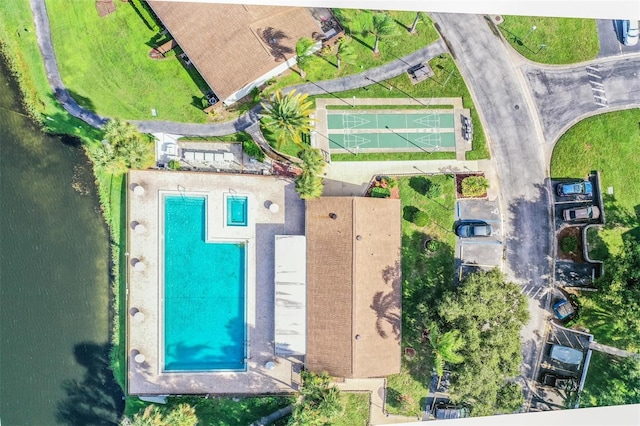 bird's eye view featuring a water view