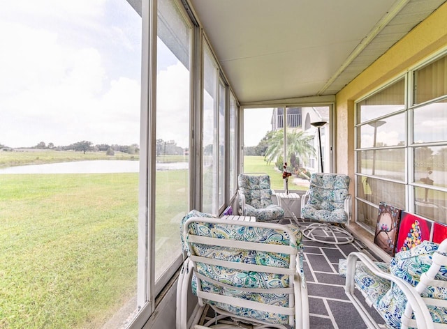 view of sunroom / solarium