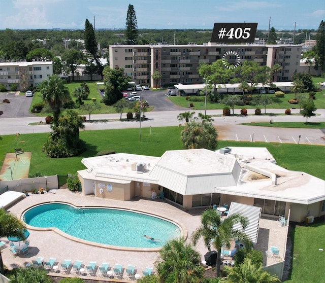 view of swimming pool featuring a patio