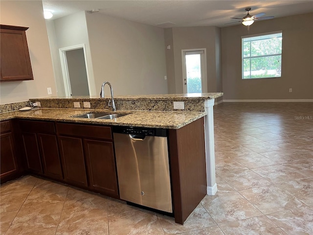 2126 Richwood Pike Dr, Ruskin, FL 33570 - photo 7