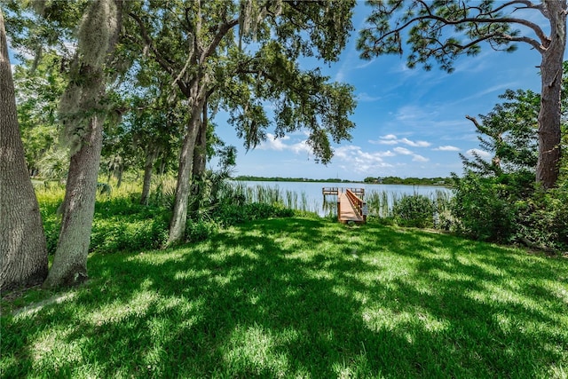 view of yard with a water view