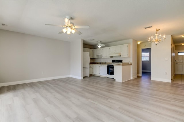 kitchen featuring white cabinetry, hanging light fixtures, light hardwood / wood-style floors, white appliances, and ceiling fan with notable chandelier