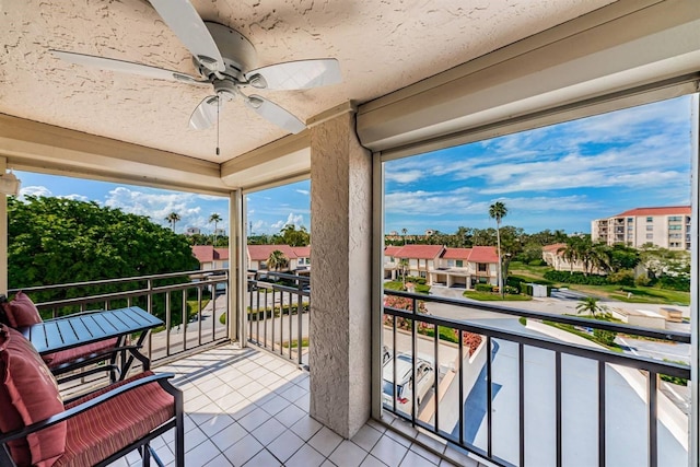 balcony with ceiling fan