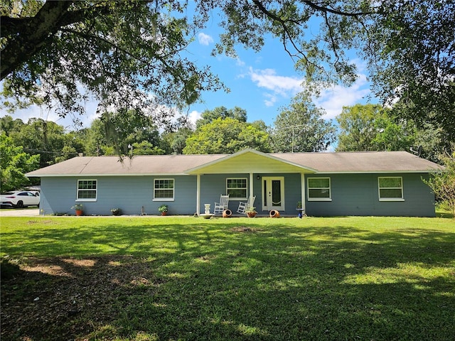 4810 N Galloway Rd, Lakeland, FL 33810 - view of front of home with a front yard