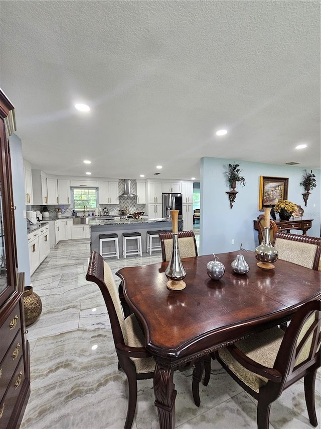 4810 N Galloway Rd, Lakeland, FL 33810 - dining space with recessed lighting and a textured ceiling