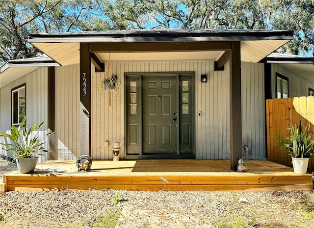 view of entrance to property