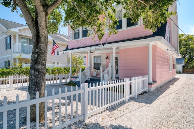 view of front of property with covered porch