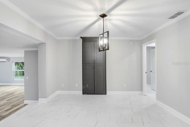 dining room with light hardwood / wood-style flooring, an inviting chandelier, a wall mounted AC, and crown molding