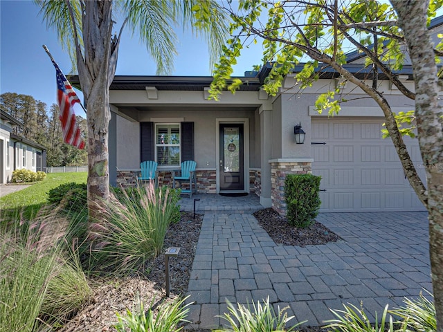 view of front of home featuring a porch