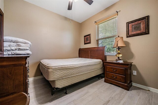 11537 Southern Creek Dr, Gibsonton, FL 33534 - photo 4