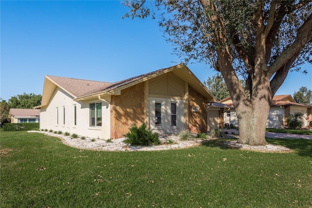 exterior space featuring a lawn