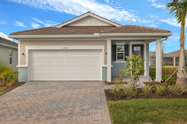 view of front of house featuring a garage