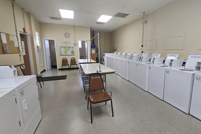 4338 Tahitian Gardens Cir Unit C, Holiday, FL 34691 - shared laundry with washing machine and clothes dryer