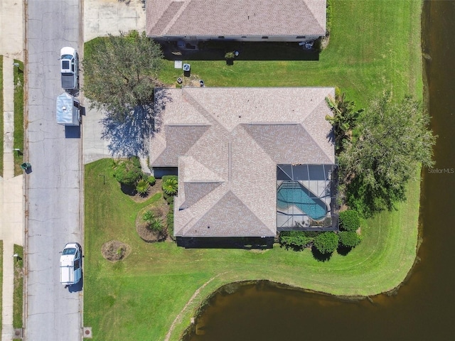 bird's eye view featuring a water view