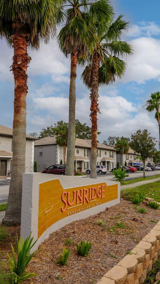 view of community / neighborhood sign