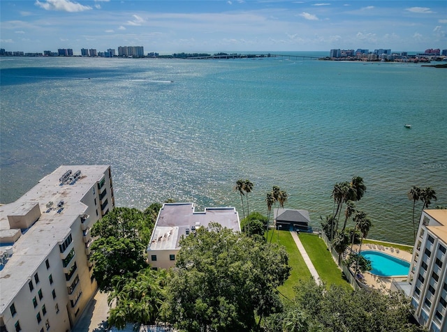 bird's eye view featuring a water view