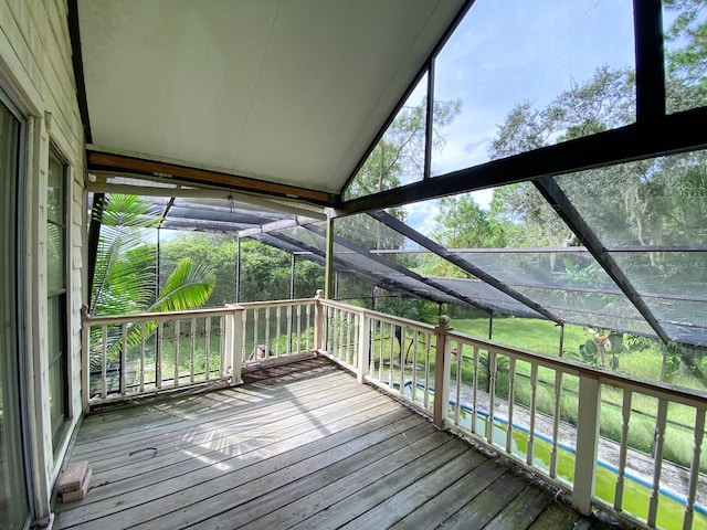 deck with a lanai