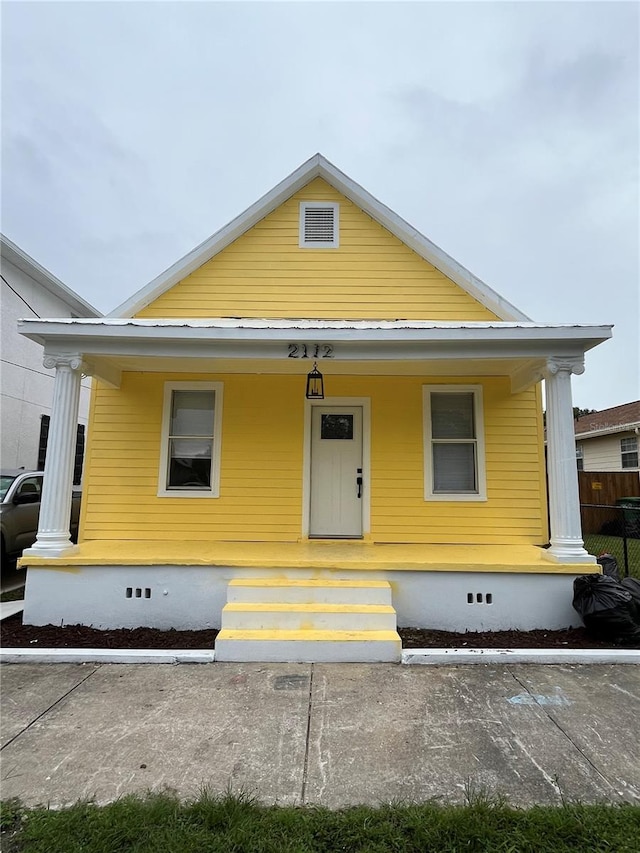 view of front facade with a porch