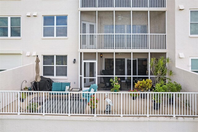 6450 Shoreline Dr Unit 9105, Saint Petersburg, FL 33708 - exterior space with fence