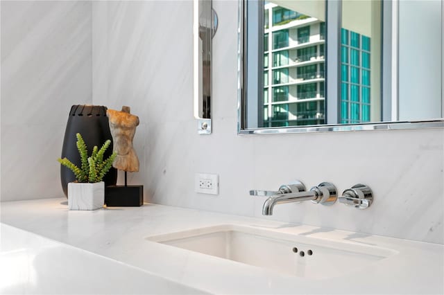 1000 Water St Unit 1402, Tampa, FL 33602 - bathroom view of double vanity