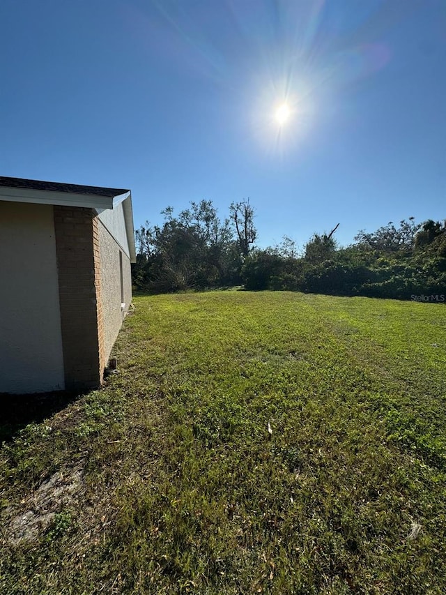 5928 13th Street Ct E, Bradenton, FL 34203 - view of yard