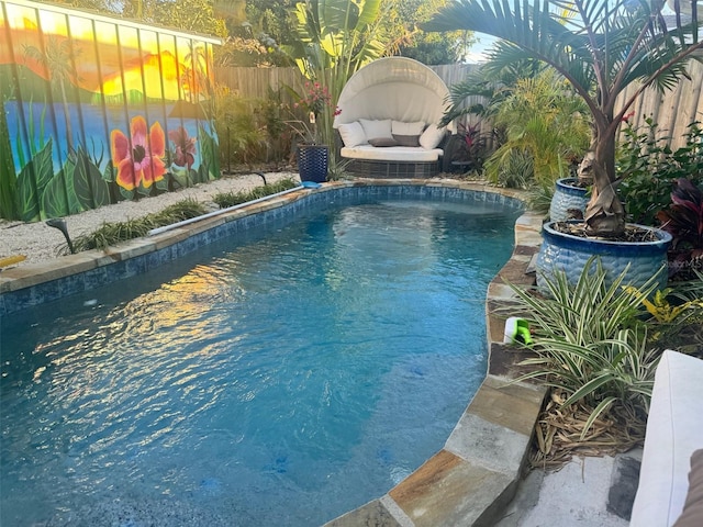 view of swimming pool