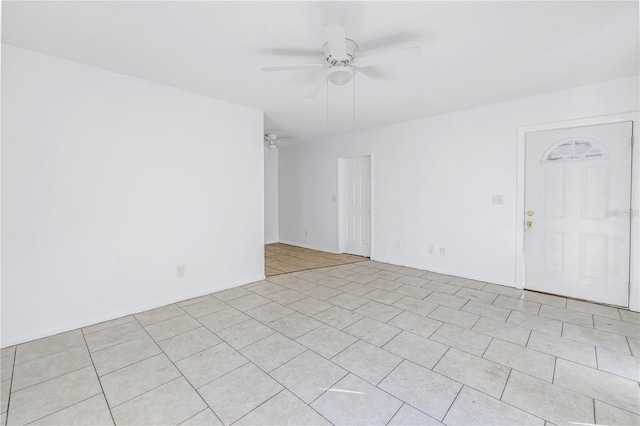 empty room with ceiling fan