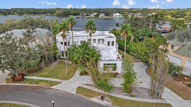 bird's eye view with a water view