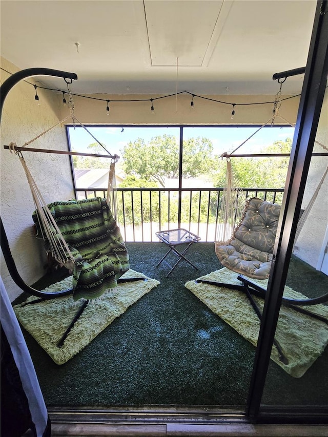 view of sunroom / solarium