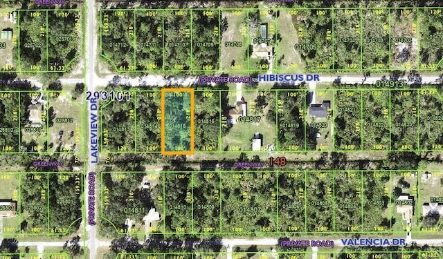 Listing photo 3 for 919 Hibiscus Dr, Indian Lake Estates FL 33855