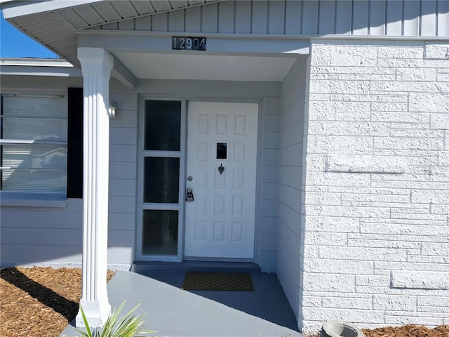 view of doorway to property