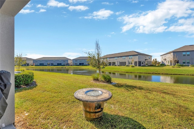 view of yard with a water view