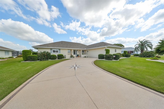 single story home with a front lawn