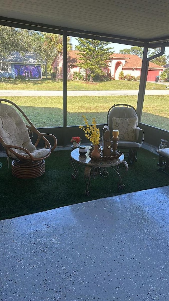 view of sunroom / solarium