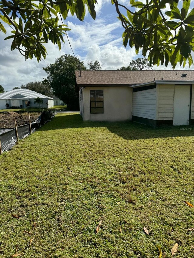 111 Carillo St NE, Palm Bay, FL 32907 - view of green lawn