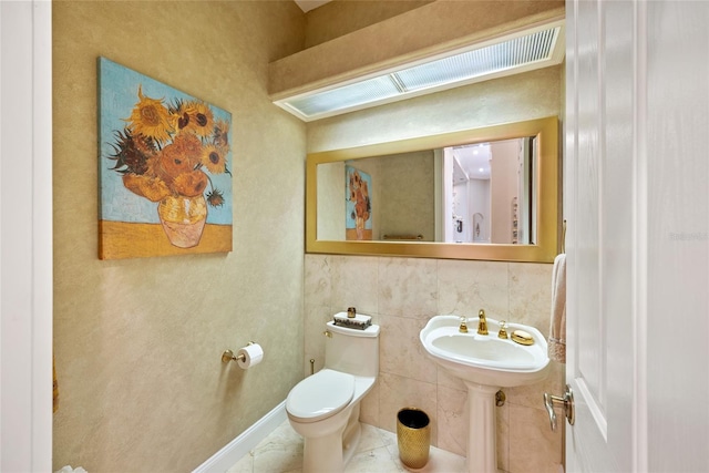 168 Rue Des Chateaux, Tarpon Springs, FL 34688 - bathroom featuring toilet