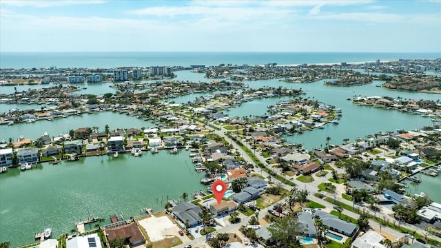 7886 9th Ave S, Saint Petersburg, FL 33707 - aerial view of property and surrounding area with a nearby body of water