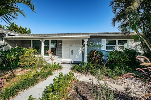 view of front of home with covered porch