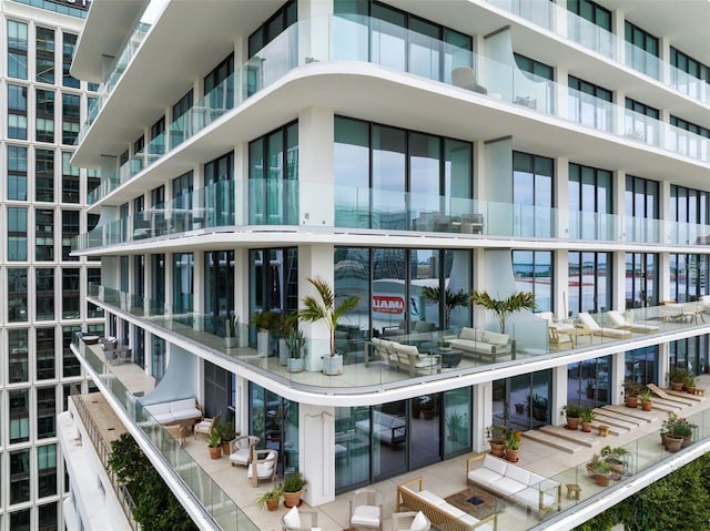 1000 Water St Unit 1103, Tampa, FL 33602 - photo 2