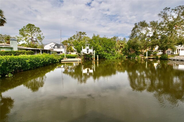 16 S Treasure Dr, Tampa, FL 33609 - photo 34
