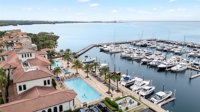 bird's eye view with a water view