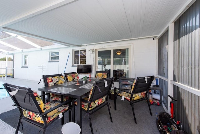 view of sunroom / solarium