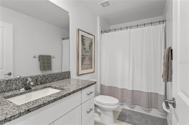 full bathroom featuring vanity, shower / bathtub combination with curtain, and toilet