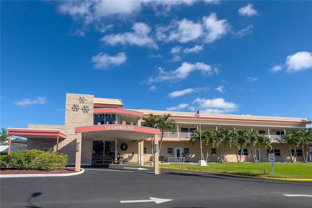 view of building exterior