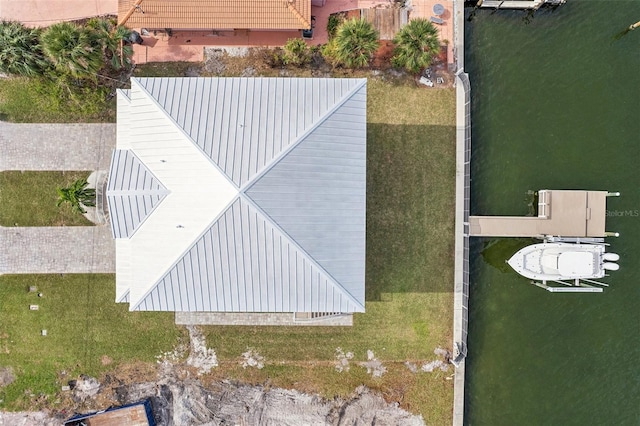 339 55th Ave, St Pete Beach, FL 33706 - aerial view of property and surrounding area featuring a large body of water